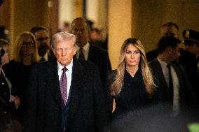 Trump pays respects to former President Jimmy Carter in Capitol rotunda