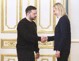 Volodymyr Zelenskyy meets Finnish Foreign Minister Elina Valtonen