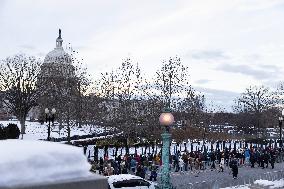 Thousands Visit Jimmy Carter As He Lay In State At U.S. Capitol