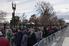 Americans Honor Jimmy Carter As His Casket Lies In Washington DC