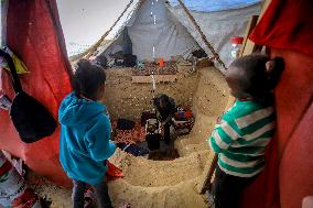 Refugees Seeking Shelter During The Israeli-Palestinian Conflict - Gaza Strip