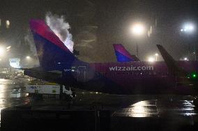 Airlines At Warsaw Chopin Airport.