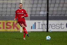 1. FC Kaiserslautern v NK Bravo - Friendly Match