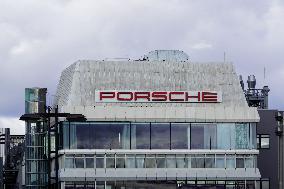 Porsche Headquarter Stuttgart Zuffenhausen