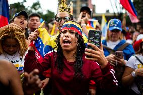 Venezuelans in Colombia Demonstrate Against Nicolas Maduro