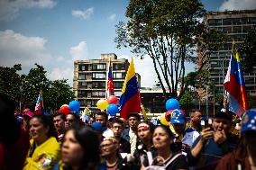 Venezuelans in Colombia Demonstrate Against Nicolas Maduro