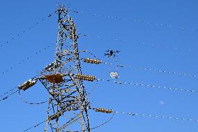 Drones Inspect Transmission Line in Yinchuan