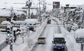 Heavy snow in Japan