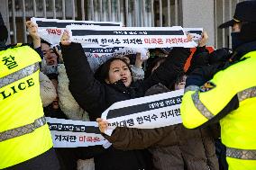 South Korea’s Progressive Students Stage Surprise Protest In Front Of U.S. Embassy