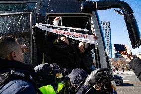 South Korea’s Progressive Students Stage Surprise Protest In Front Of U.S. Embassy