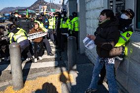 South Korea’s Progressive Students Stage Surprise Protest In Front Of U.S. Embassy