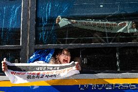 South Korea’s Progressive Students Stage Surprise Protest In Front Of U.S. Embassy