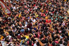 Devotees Grapple To Touch Jesus Nazareno On It's Feast Day