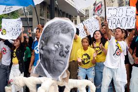 Brazilians In Sao Paulo Protest Against Public Transportation Fare Increase