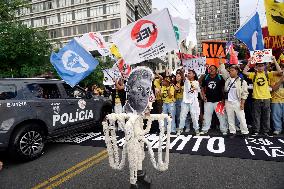 Brazilians In Sao Paulo Protest Against Public Transportation Fare Increase