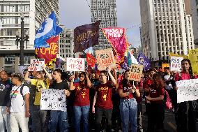 Brazilians In Sao Paulo Protest Against Public Transportation Fare Increase