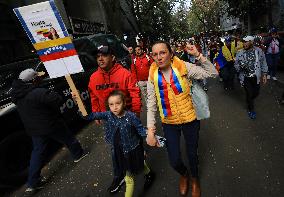 Venezuelans Protest Against Arrest Of María Corina Machado