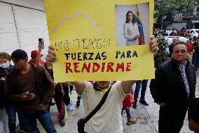 Venezuelan Community Opposed To Nicolás Maduro Demonstrated Outside The Venezuelan Embassy In Mexico City