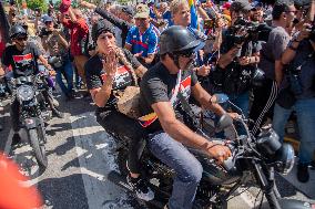 Venezuelan Opposition Leader Machado Is Intercepted After Joining Anti-government Protest