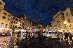 Sit-in For Kurdish Activists Killed In Paris