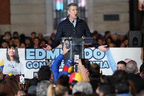 Rally against the regime of Nicolás Maduro before the inauguration as president of Venezuela.