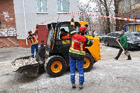 Russian drone debris falls on Kyiv apartment building