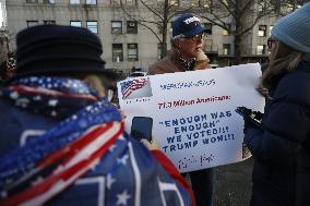 Demonstrators Protest Outside Manhattan Courthouse