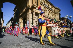 'Explosion of the Cart' in Florence, Italy