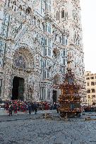 'Explosion of the Cart' in Florence, Italy