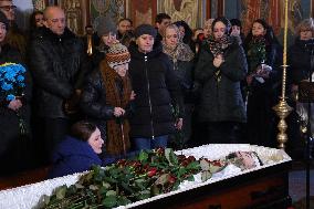 Kyiv pays last respects to marine officer Andrii Kuzmenko