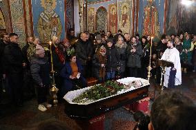 Kyiv pays last respects to marine officer Andrii Kuzmenko