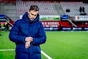 Top Oss v MVV Maastricht - Eerste Divisie