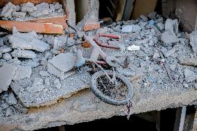 Israeli Attacks On Gaza Continue - Deir Al-Balah