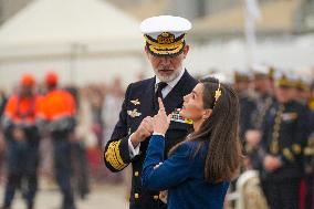 King and Queen preside over the farewell of Juan Sebastián de Elcano with Princess Leonor  - Cadiz