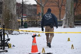 Man Shot Multiple Times And Killed At Carroll Park In Carroll Gardens Brooklyn New York City