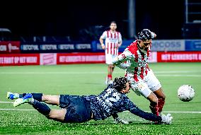 Top Oss v MVV Maastricht - Eerste Divisie