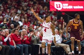 Wisconsin Badgers Vs. Minnesota Golden Gophers