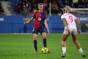 FC Barcelona v FC Levante Badalona - Liga F