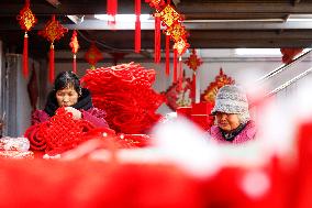 China Spring Festival Decorations Manufacturing Industry