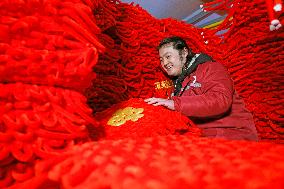China Spring Festival Decorations Manufacturing Industry