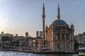 Istanbul Streets