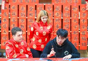 Foreign Students Studying in China