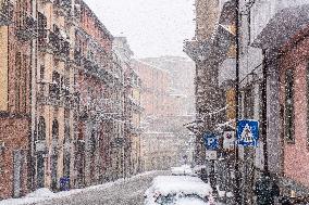 Bad Weather In Basilicata, Heavy Snowfall And Major Accumulations In Potenza