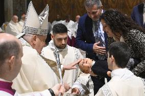 Pope Francis Conducts Baptisms - Vatican