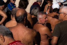 Winter Swimmers Celebrate The New Year On A Beach In Athens