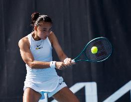 Australian Open - Day 2 - Melbourne