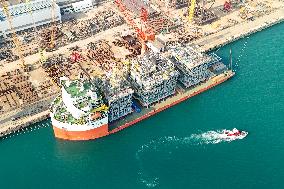 400,000-ton Super Large P79 FPSO Delivery