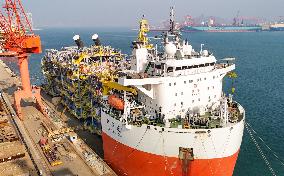 400,000-ton Super Large P79 FPSO Delivery