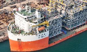 400,000-ton Super Large P79 FPSO Delivery