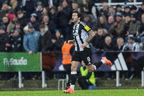 Newcastle United v Bromley - Emirates FA Cup Third Round